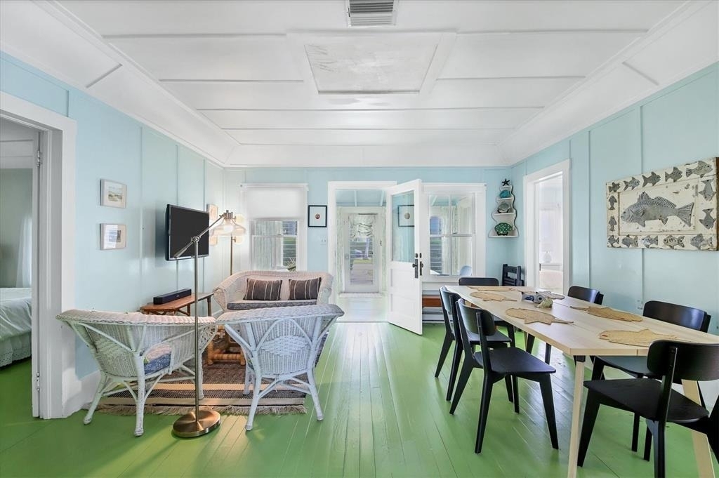 241 Gilchrist Avenue - Photo 9