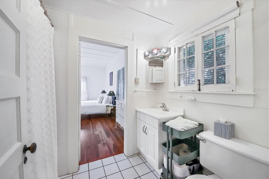 241 Gilchrist Avenue - Photo 11