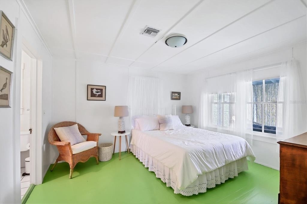 241 Gilchrist Avenue - Photo 10