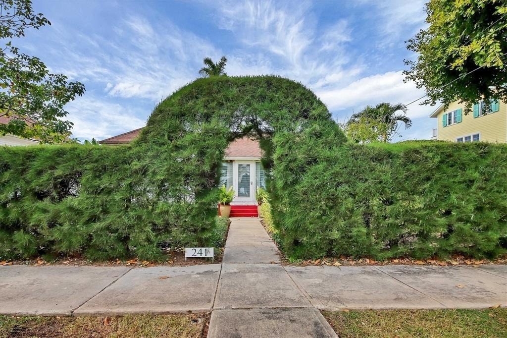 241 Gilchrist Avenue - Photo 6