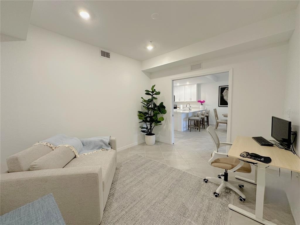 14221 Heritage Landing Boulevard - Photo 21