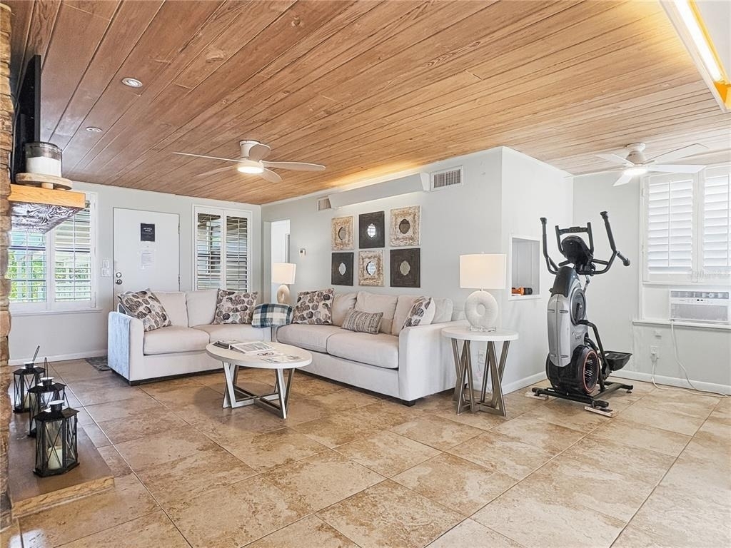 2823 Gulf Of Mexico Drive - Photo 6