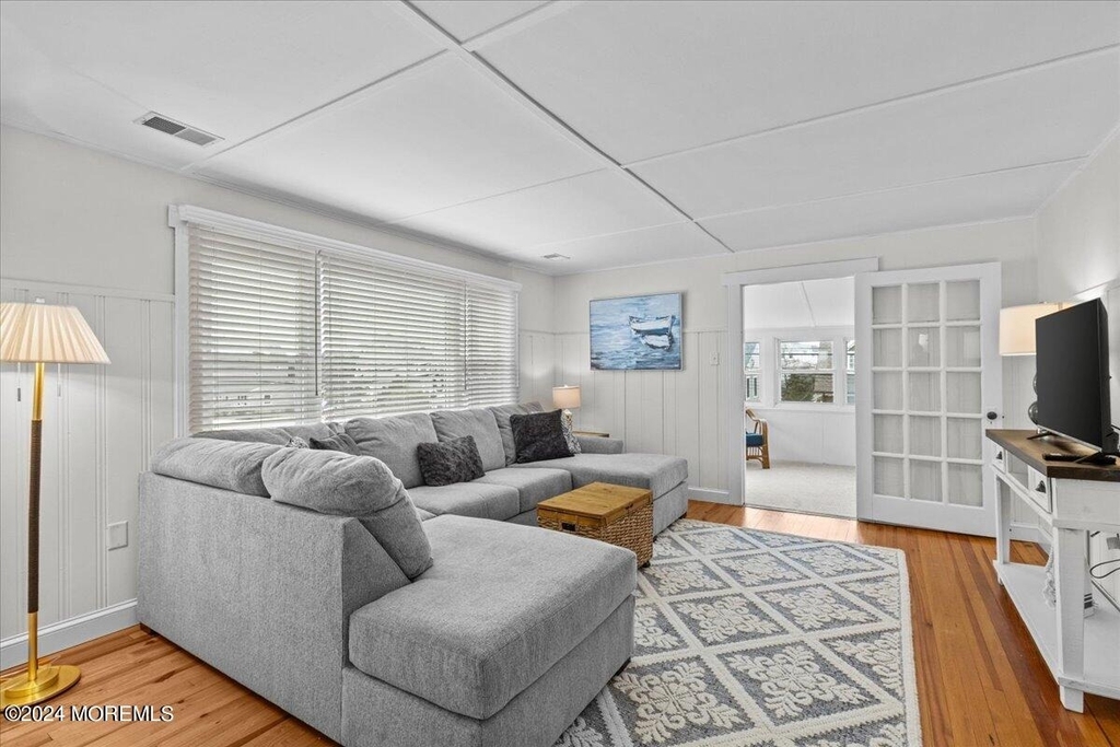 51 3rd Avenue - Photo 11