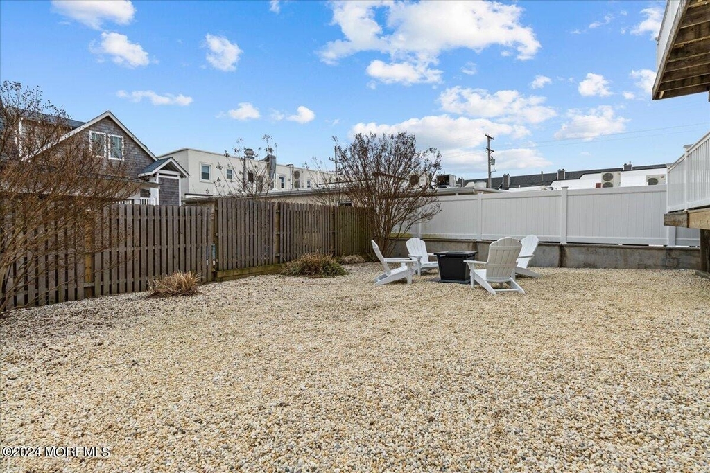 51 3rd Avenue - Photo 30