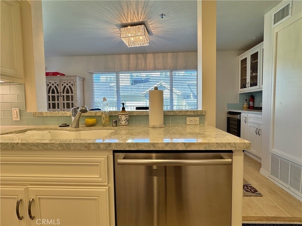 230 S Catalina - Photo 9
