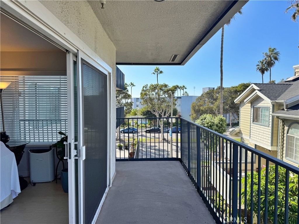 230 S Catalina - Photo 17