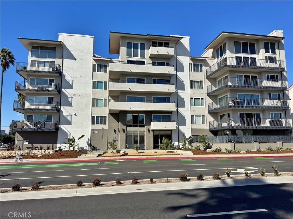 230 S Catalina - Photo 1