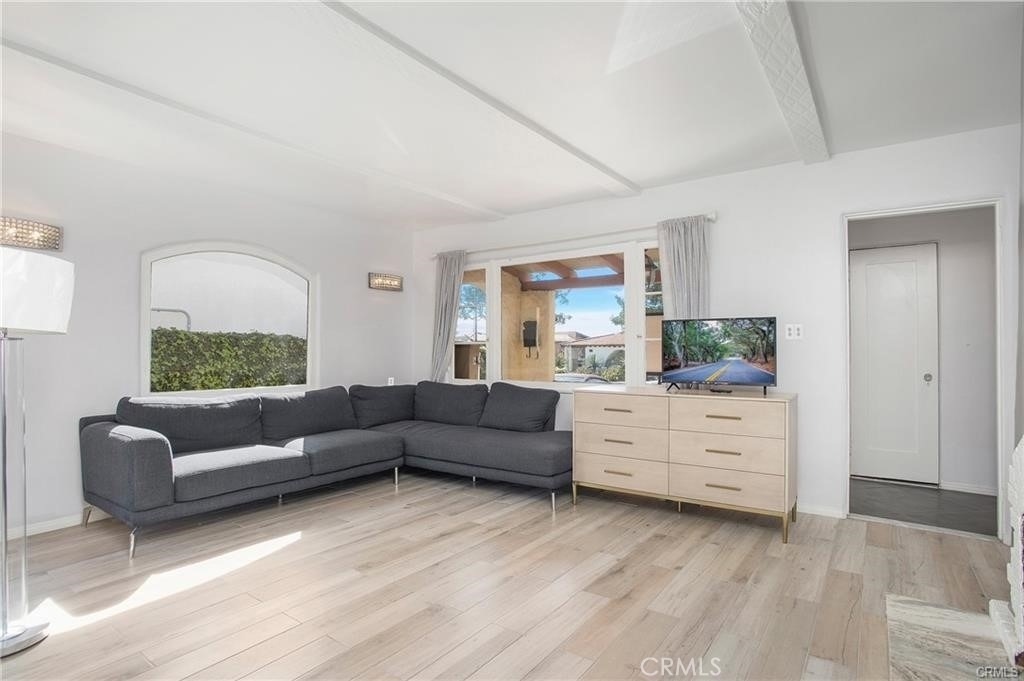 251 Avenida Del Mar - Photo 0