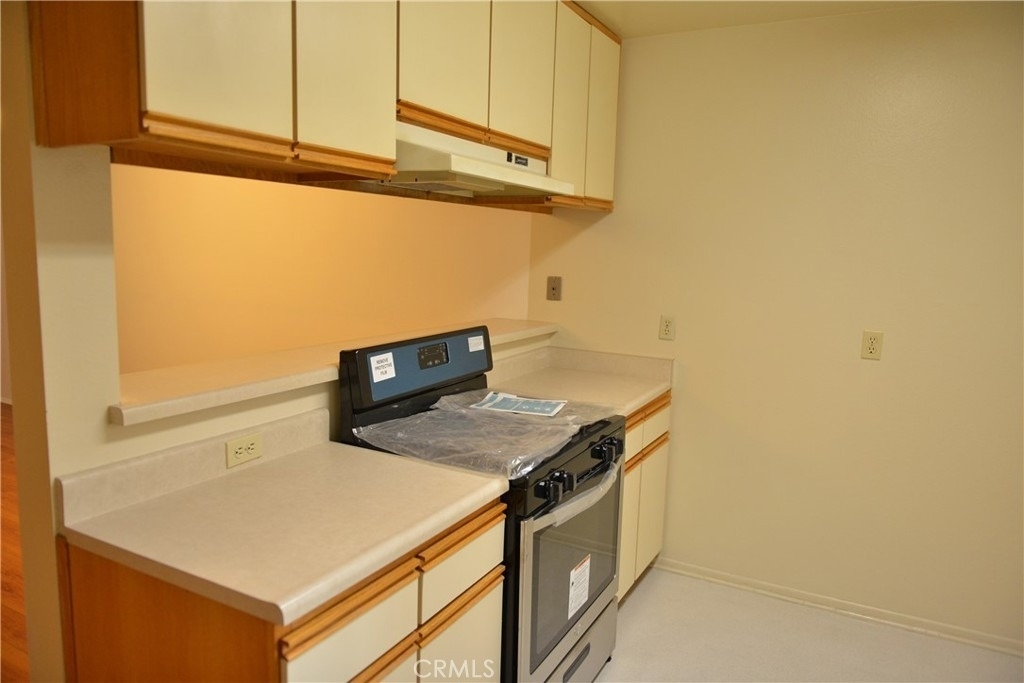 410 Milford Street - Photo 1