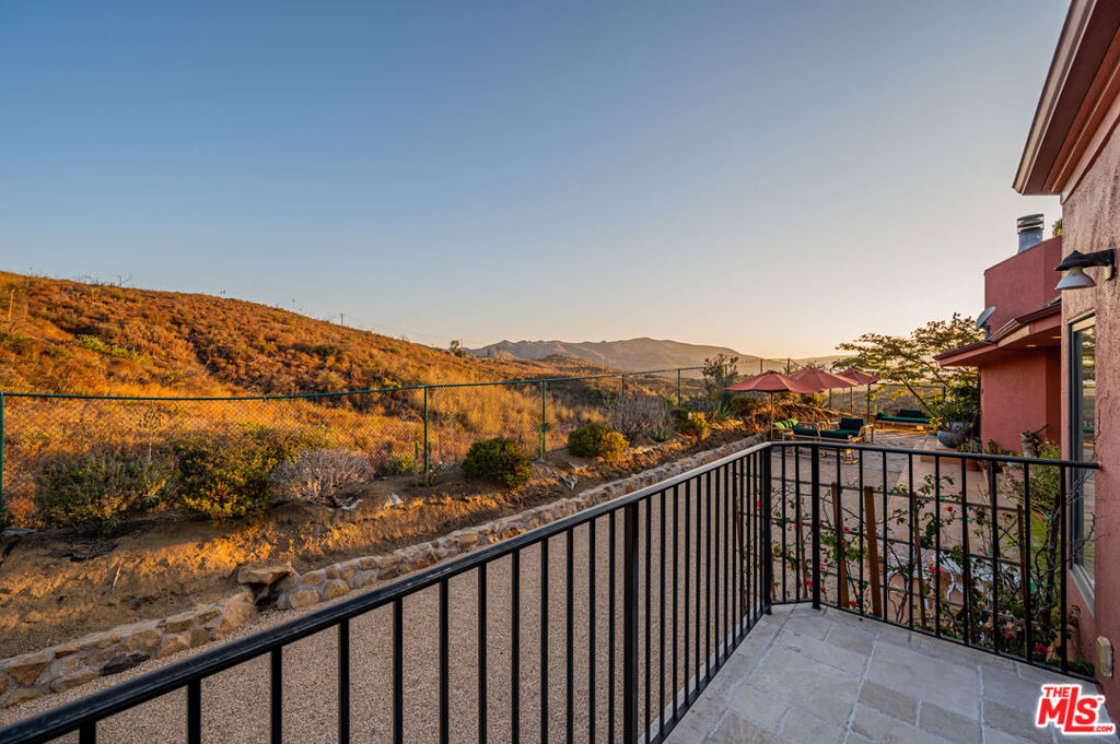 34136 Mulholland Highway - Photo 24