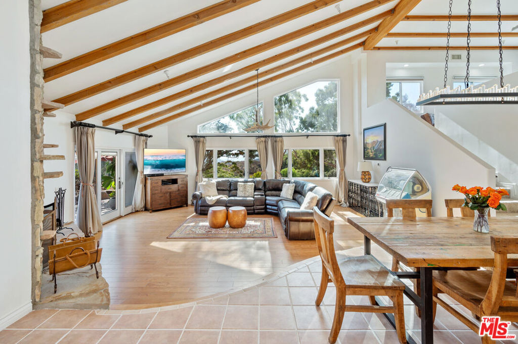 34136 Mulholland Highway - Photo 9