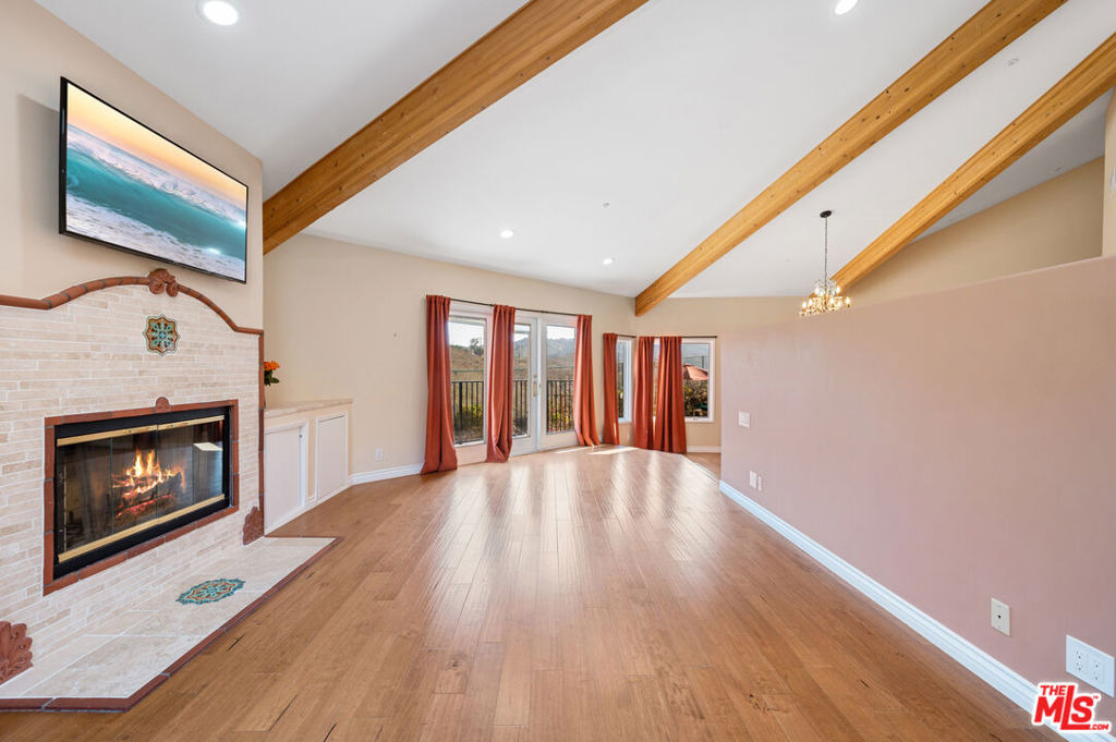 34136 Mulholland Highway - Photo 18