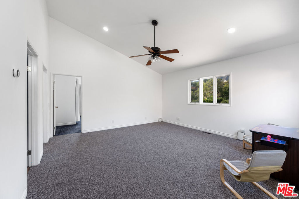 34136 Mulholland Highway - Photo 46