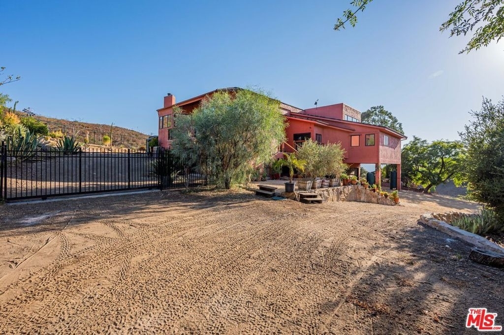 34136 Mulholland Highway - Photo 58