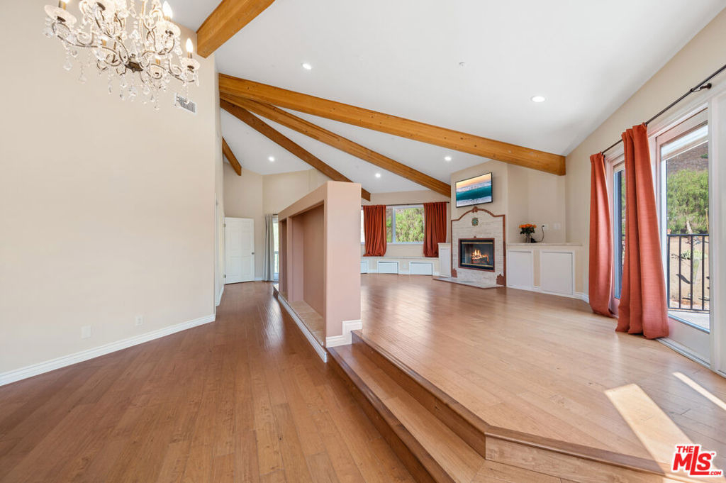 34136 Mulholland Highway - Photo 16