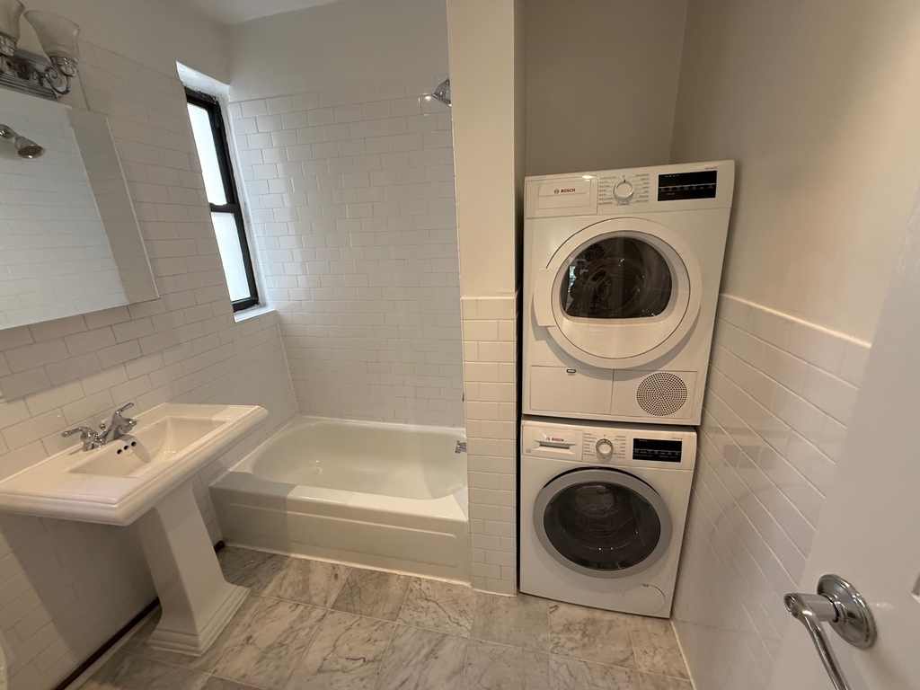332 East 71st Street - Photo 5