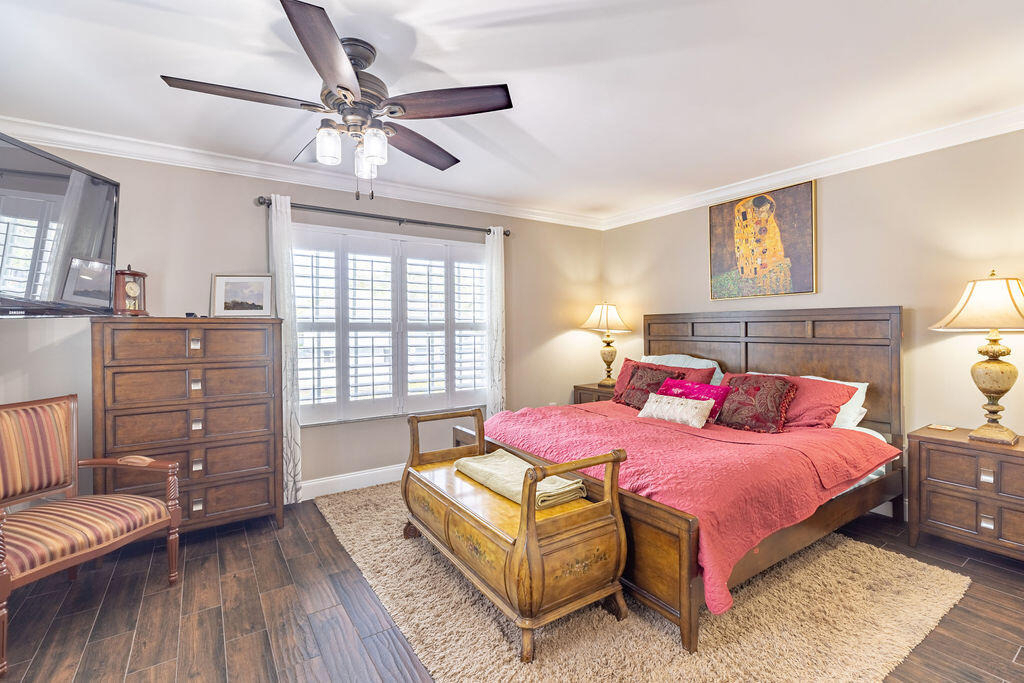 1038 Jeffery Street - Photo 17