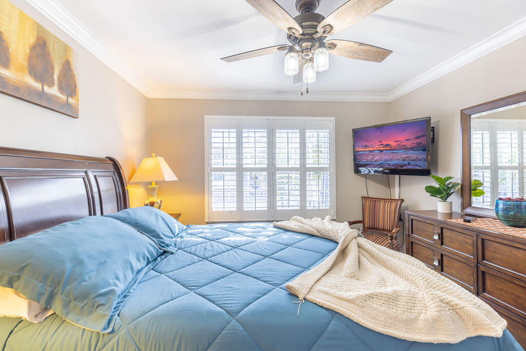 1038 Jeffery Street - Photo 25
