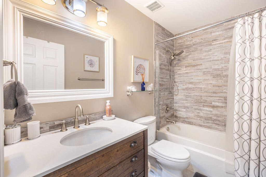 1038 Jeffery Street - Photo 22