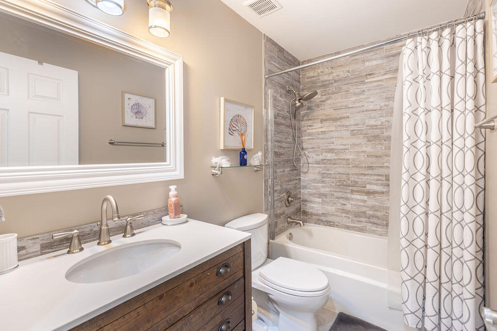 1038 Jeffery Street - Photo 21