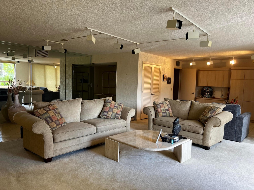 4702 Fountains Drive - Photo 5