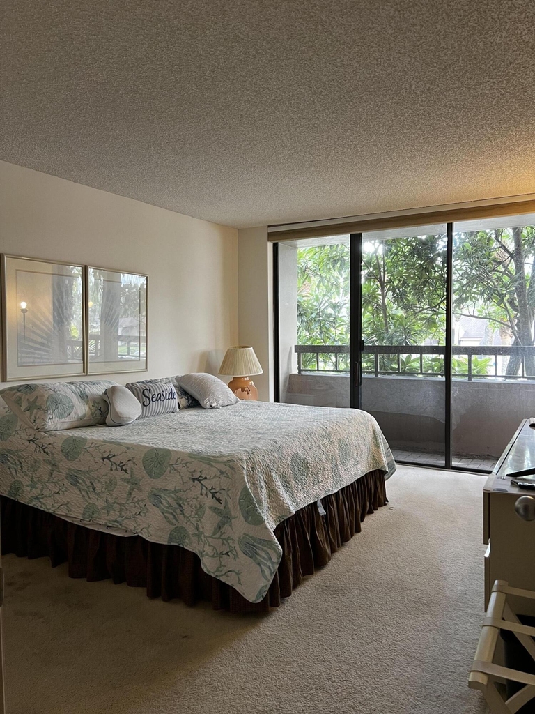4702 Fountains Drive - Photo 3