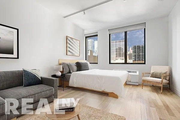 West 54th Street - Photo 0