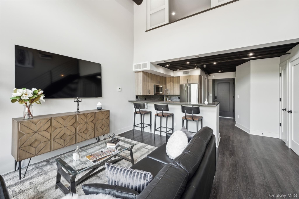 172 E Prospect Avenue - Photo 8