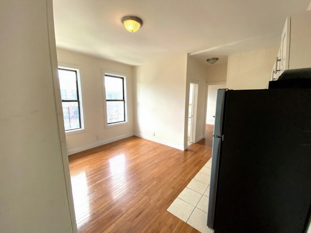 West 170th Street - Photo 0