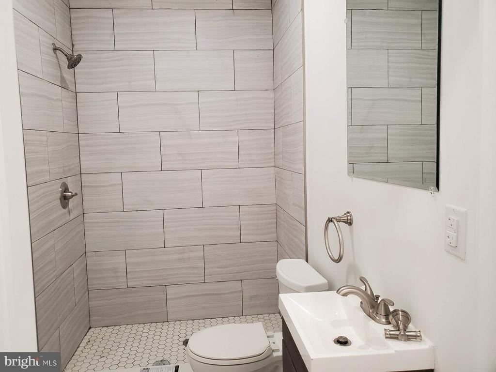 1834 N Bouvier Street - Photo 2