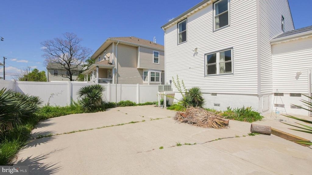 128 N Rhode Island Avenue - Photo 56