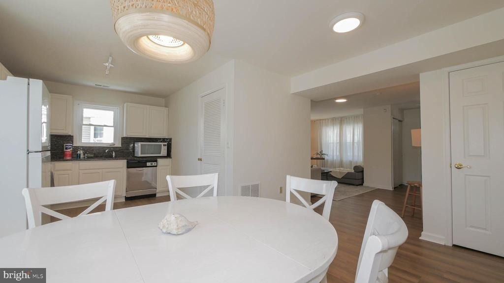 128 N Rhode Island Avenue - Photo 16