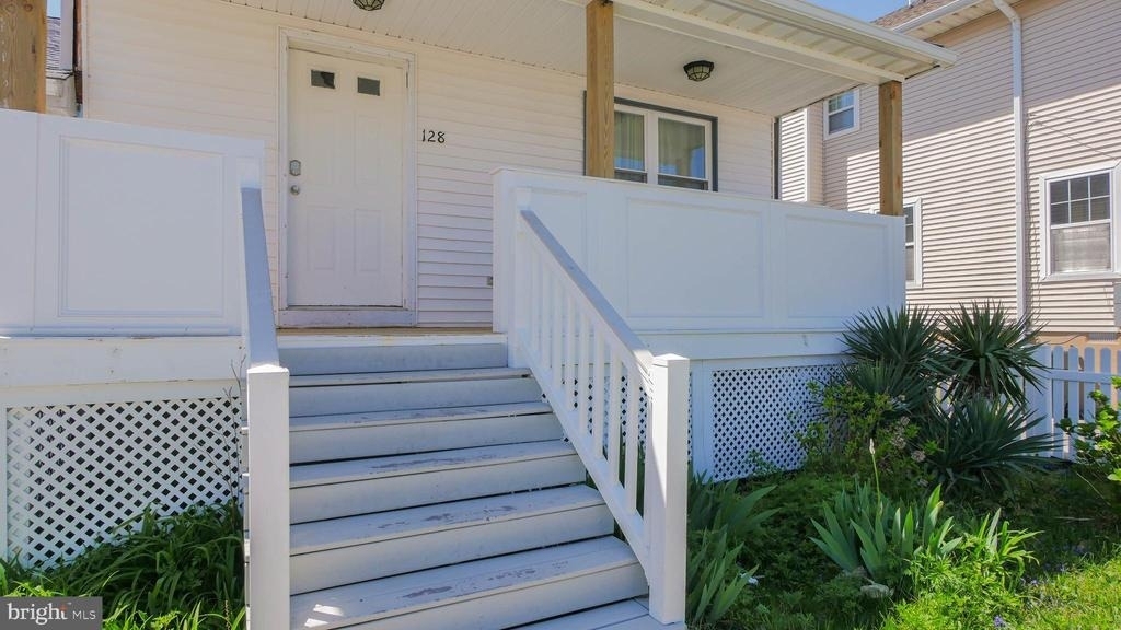 128 N Rhode Island Avenue - Photo 3