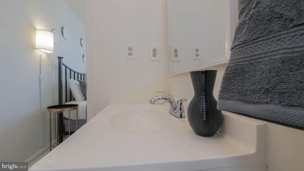 128 N Rhode Island Avenue - Photo 54