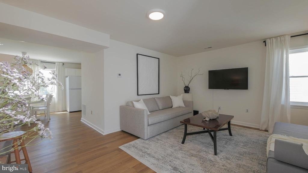 128 N Rhode Island Avenue - Photo 6
