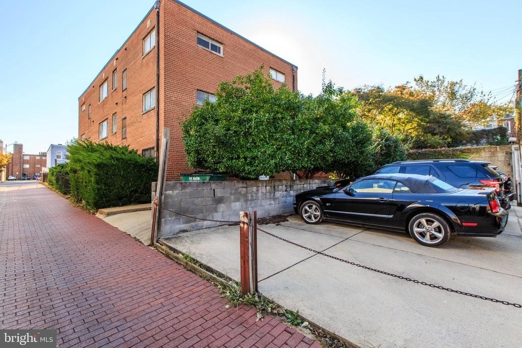 630 11th Street Ne - Photo 15