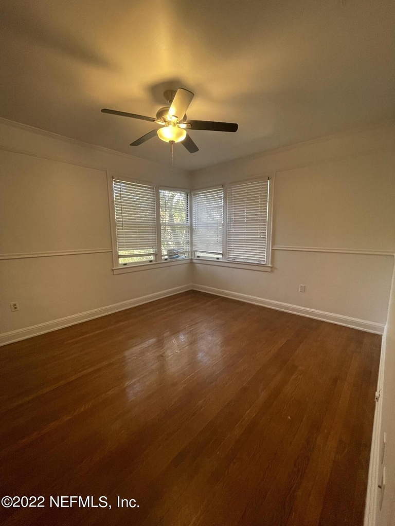 2746 Vernon Terrace - Photo 8