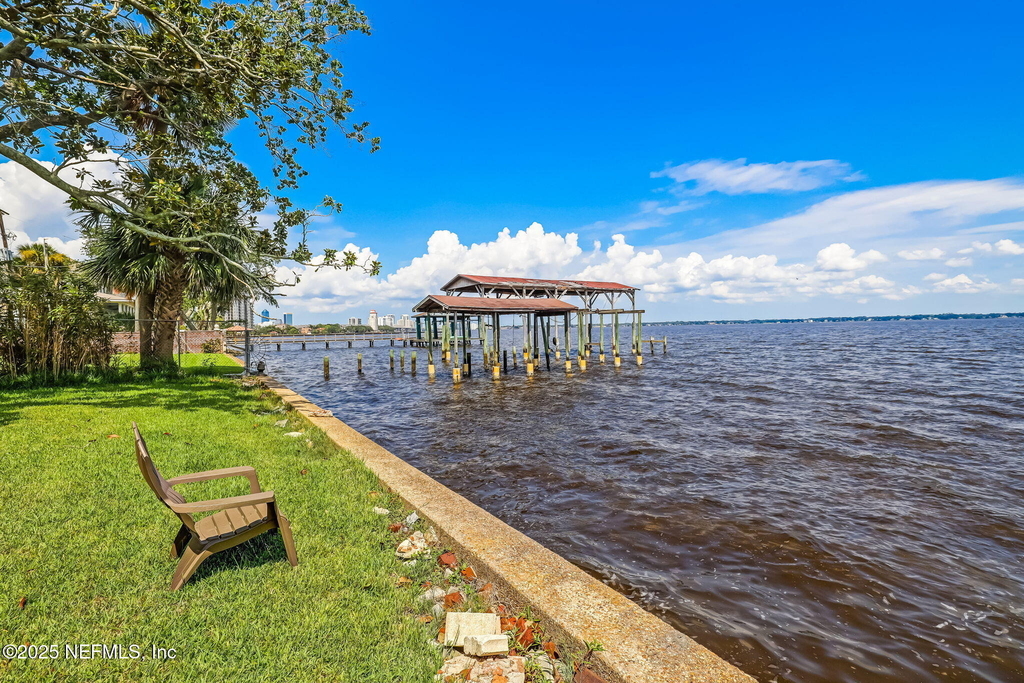 2746 Vernon Terrace - Photo 11