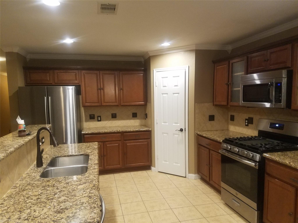 7914 Tilbury Woods Lane - Photo 8