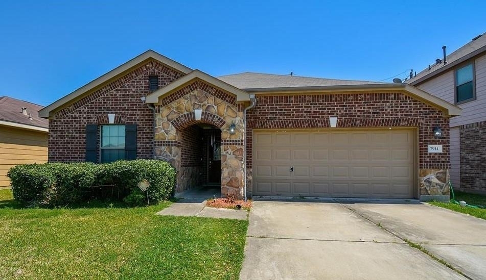 7914 Tilbury Woods Lane - Photo 0