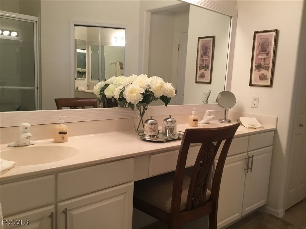 10063 Majestic Avenue - Photo 17