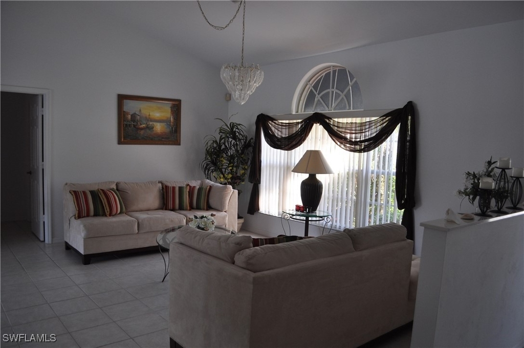 431 Dundee Court - Photo 3
