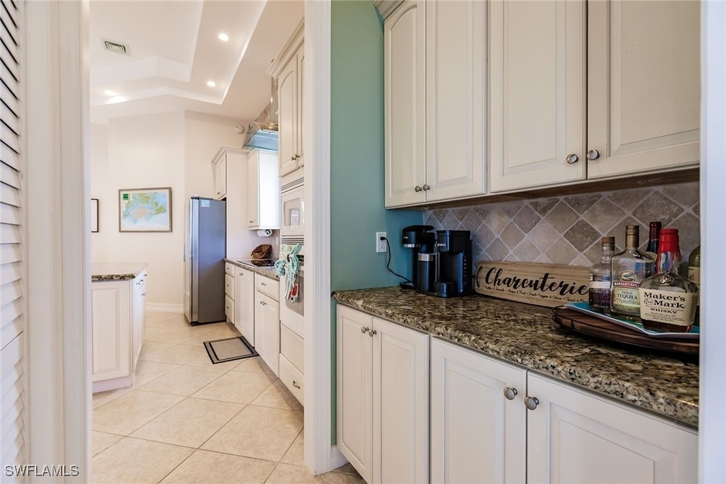 950 Snowberry Court - Photo 15