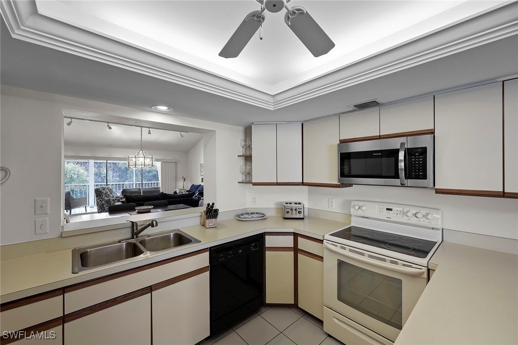 4240 Lake Forest Drive - Photo 10
