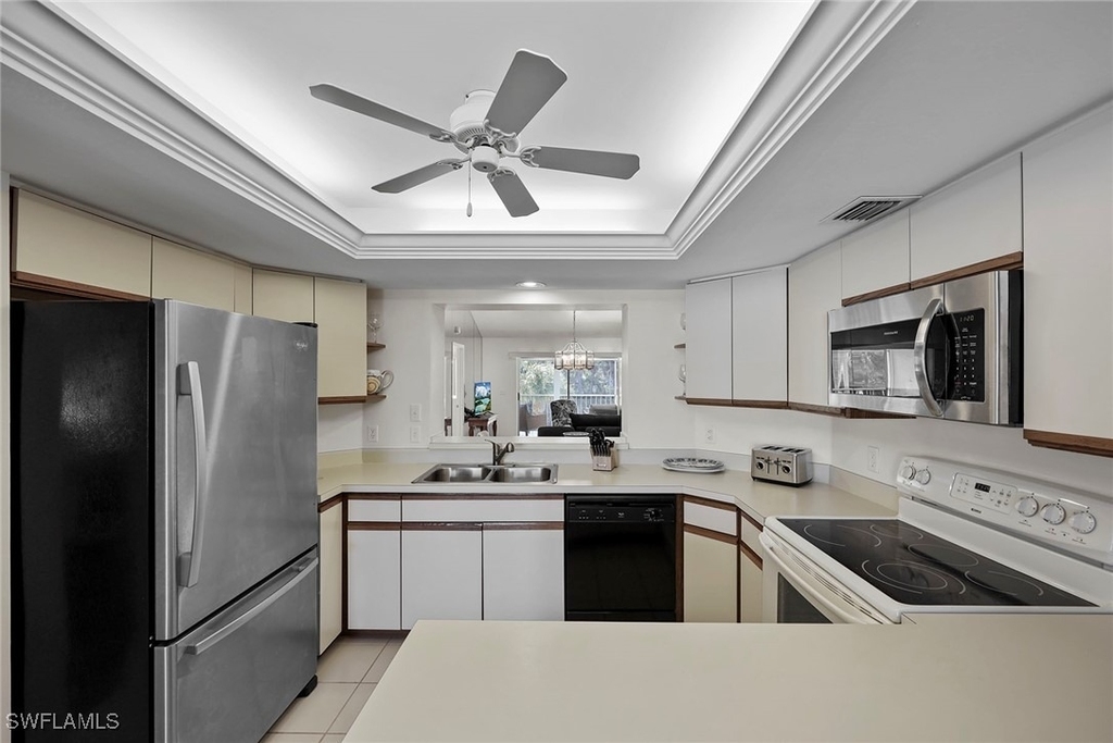 4240 Lake Forest Drive - Photo 11