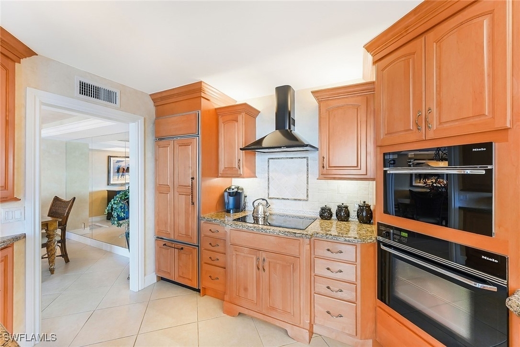 4005 Gulf Shore Boulevard N - Photo 8