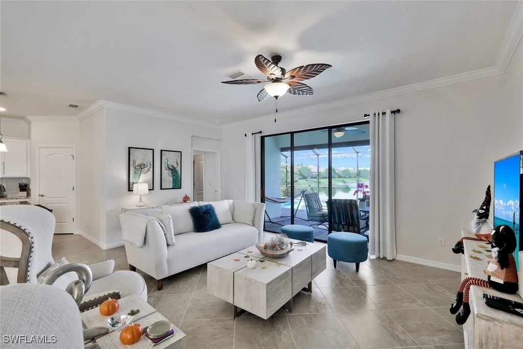 9207 Shadow Oak Lane - Photo 5