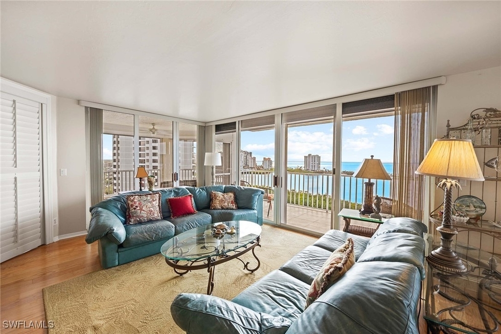 5550 Heron Point Drive - Photo 2