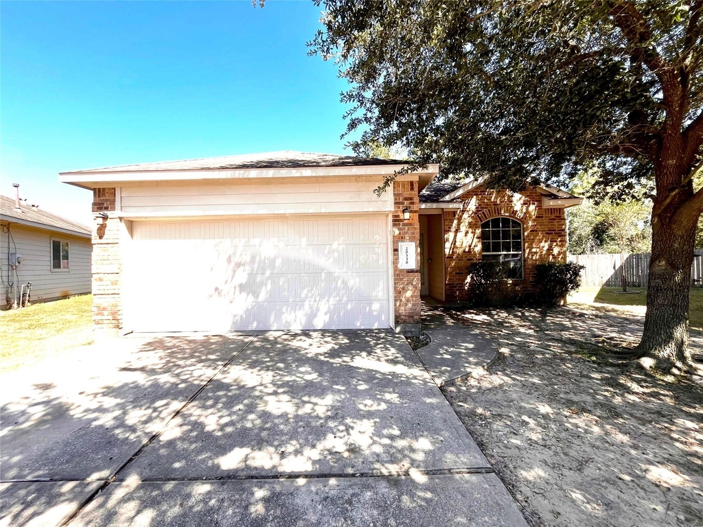20330 Pine Water Lane - Photo 0