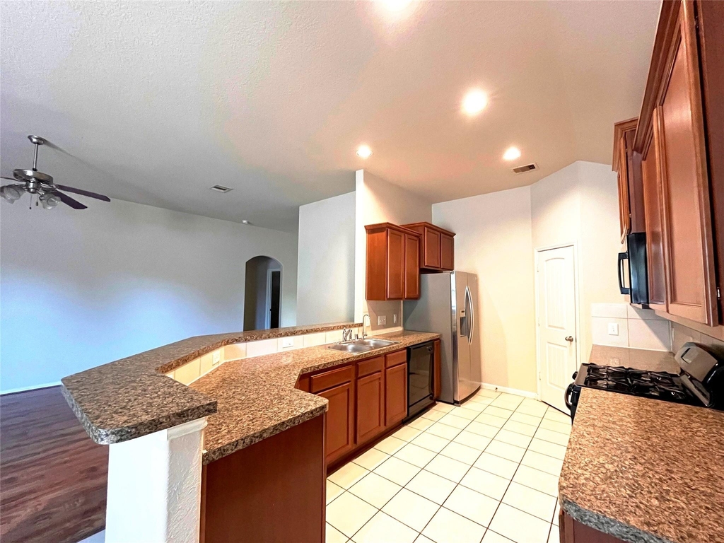 20330 Pine Water Lane - Photo 16